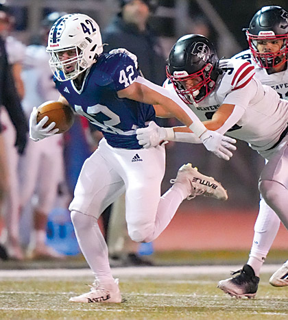 Hollidaysburg Golden Tigers cap perfect regular season
